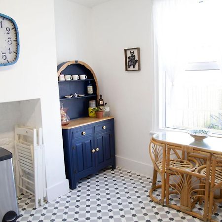 Lazy Daze - Hastings Villa Екстериор снимка